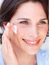 Anti-Aging Pflege Anti-Aging Produkte – Tipps zur Pflege gegen Falten