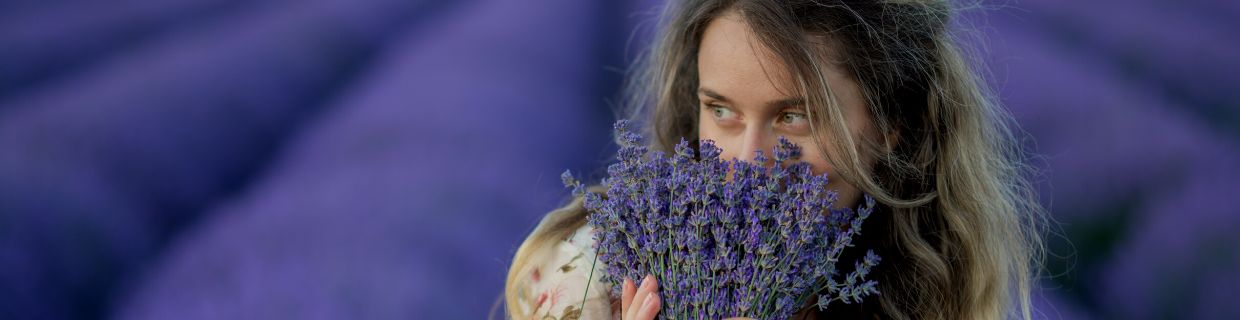 Is Fragrance In Skincare Really That Bad 