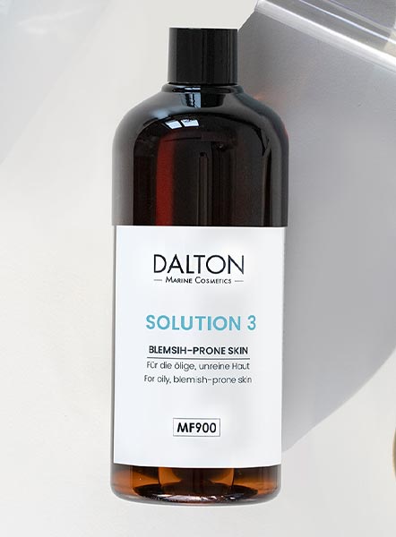 Solution für unreine Haut Aqua Facial Behandlung gegen unreine Haut
