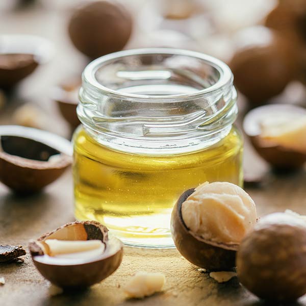 Macadamia oil benefits for skin