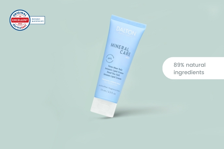 Lipid-rich moisturizer for very dry skin